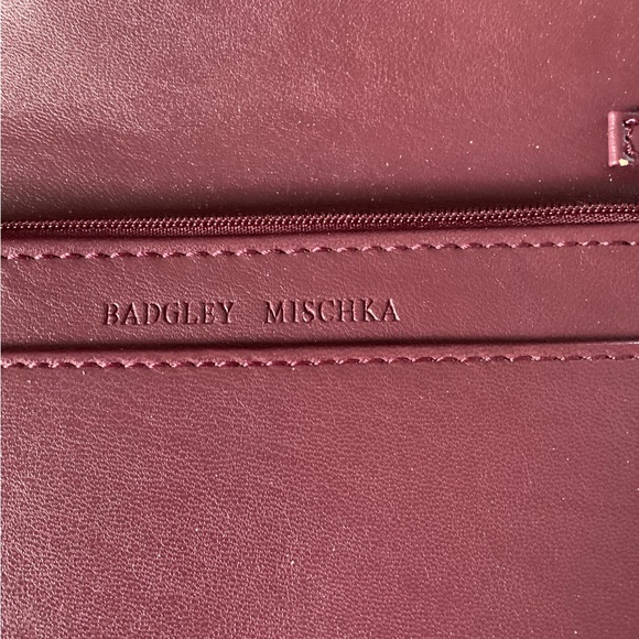 Badgley Mischka Plum Crossbody Bag with Chain Strap - Picture 6 of 9
